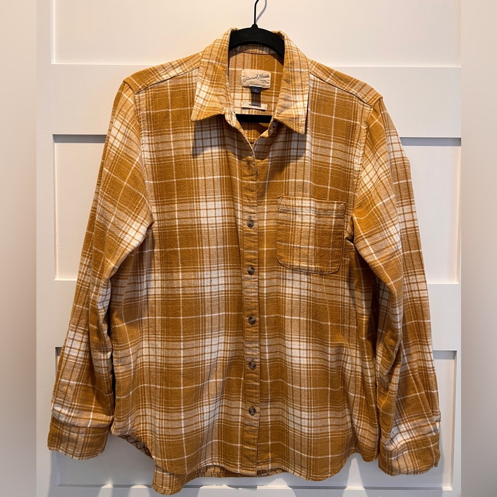 Plaid shirt, size Medium